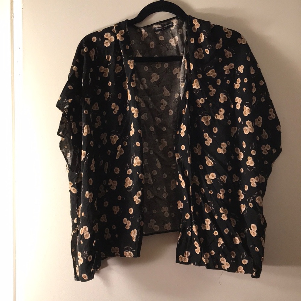 Short sleeve cardigan